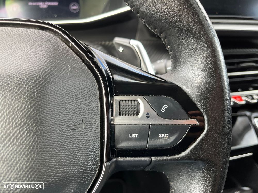Peugeot 2008 BlueHDi 130 EAT8 Allure Pack - 21