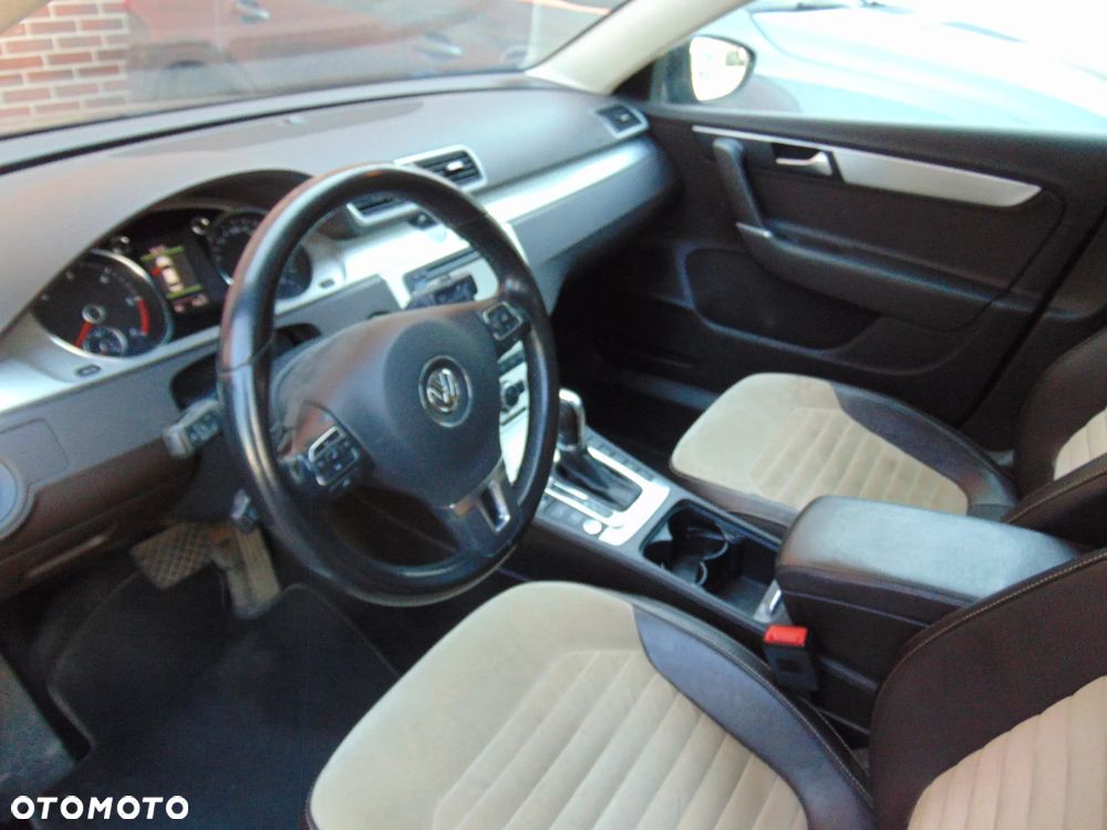 Volkswagen Passat 2.0 TDI Highline DSG - 4