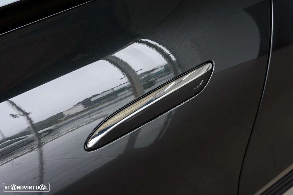 Mercedes-Benz E 300 - 42