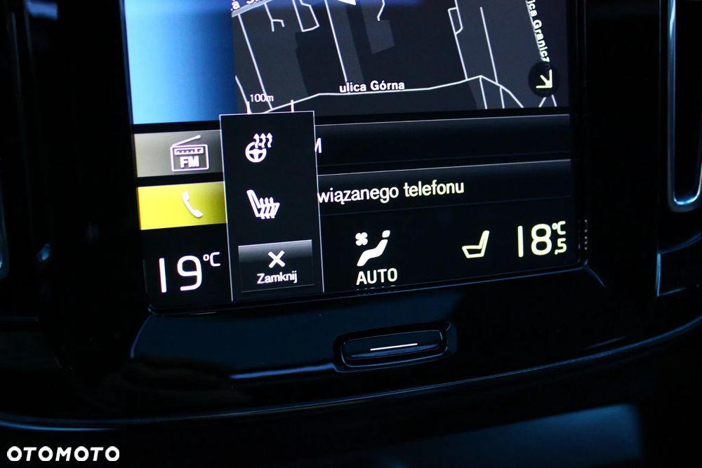 Volvo XC 40 - 33