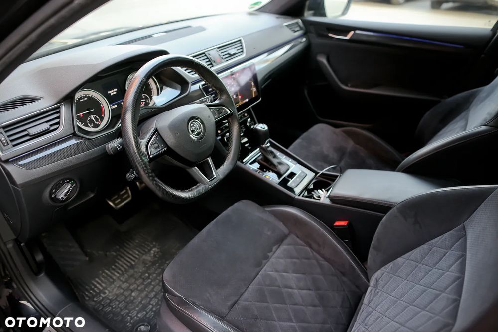 Skoda Superb 2.0 TDI 4x4 DSG Sportline - 18