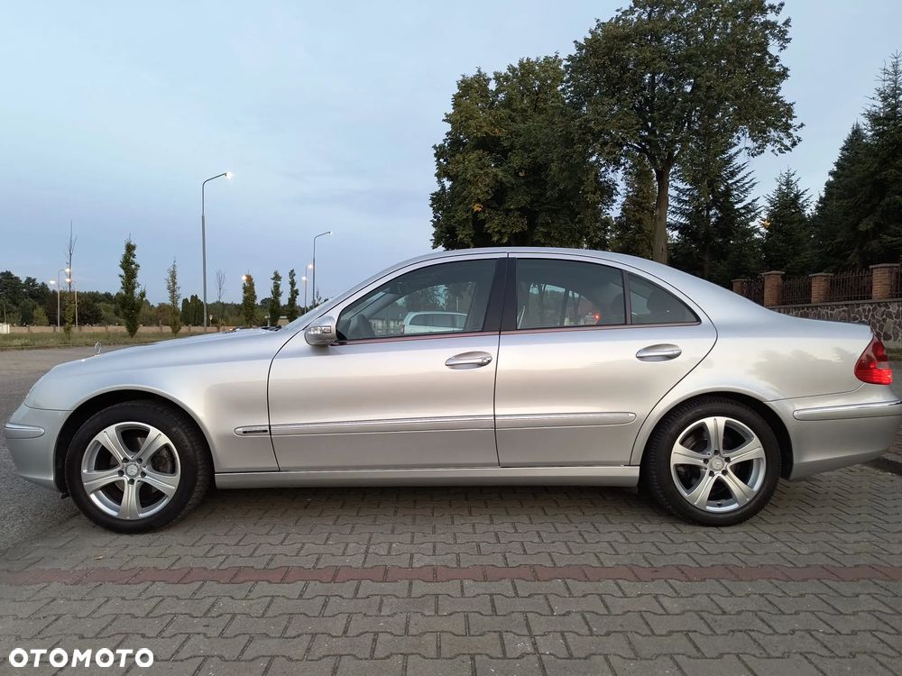Mercedes-Benz Klasa E 200 Kompressor Elegance Sport Edition - 12
