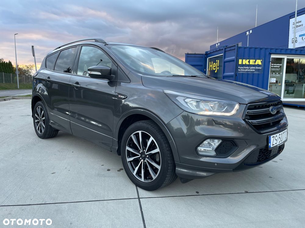 Ford Kuga 1.5 EcoBoost 2x4 ST-Line - 8