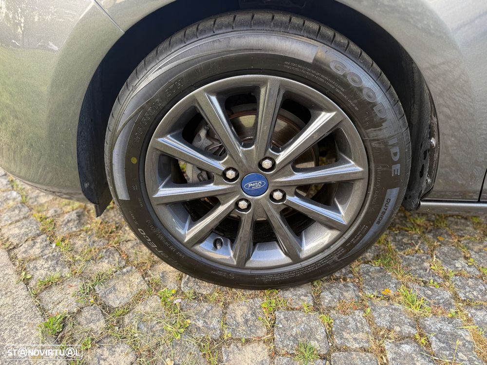 Ford Fiesta 1.0 EcoBoost Titanium - 9