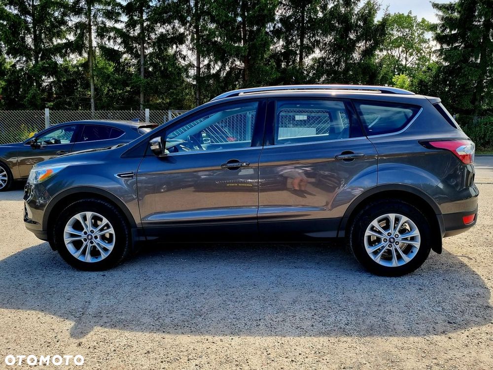Ford Kuga 1.5 EcoBoost 2x4 Titanium - 8