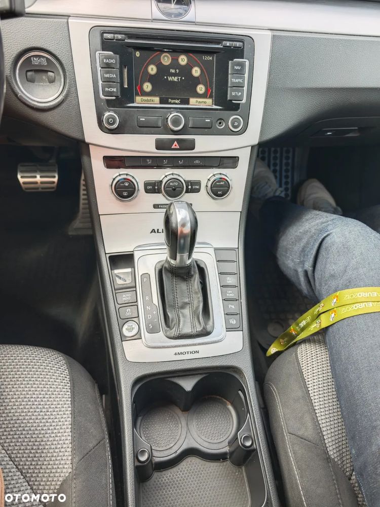 Volkswagen Passat Alltrack - 18