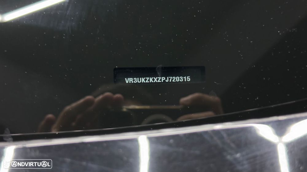 Peugeot e-2008 Active - 28