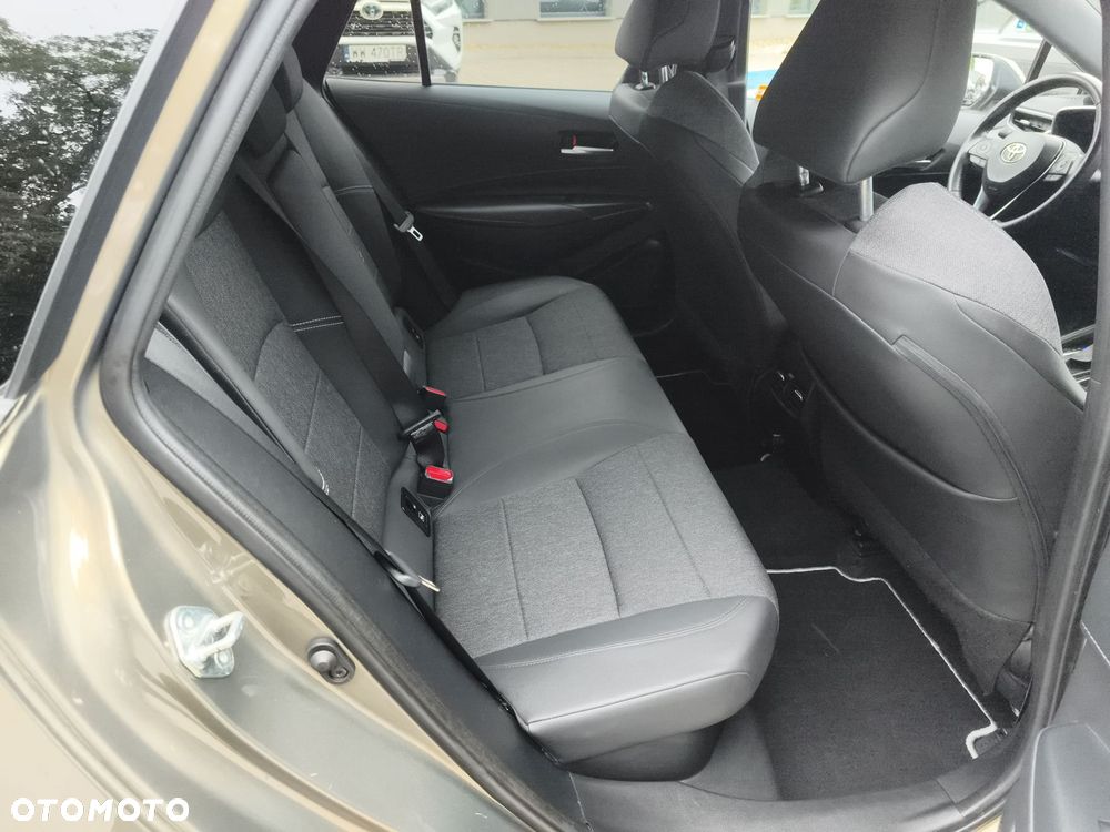 Toyota Corolla 2.0 Hybrid Style - 11