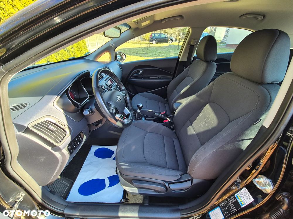 Kia Rio 1.2 Dream-Team Edition - 26