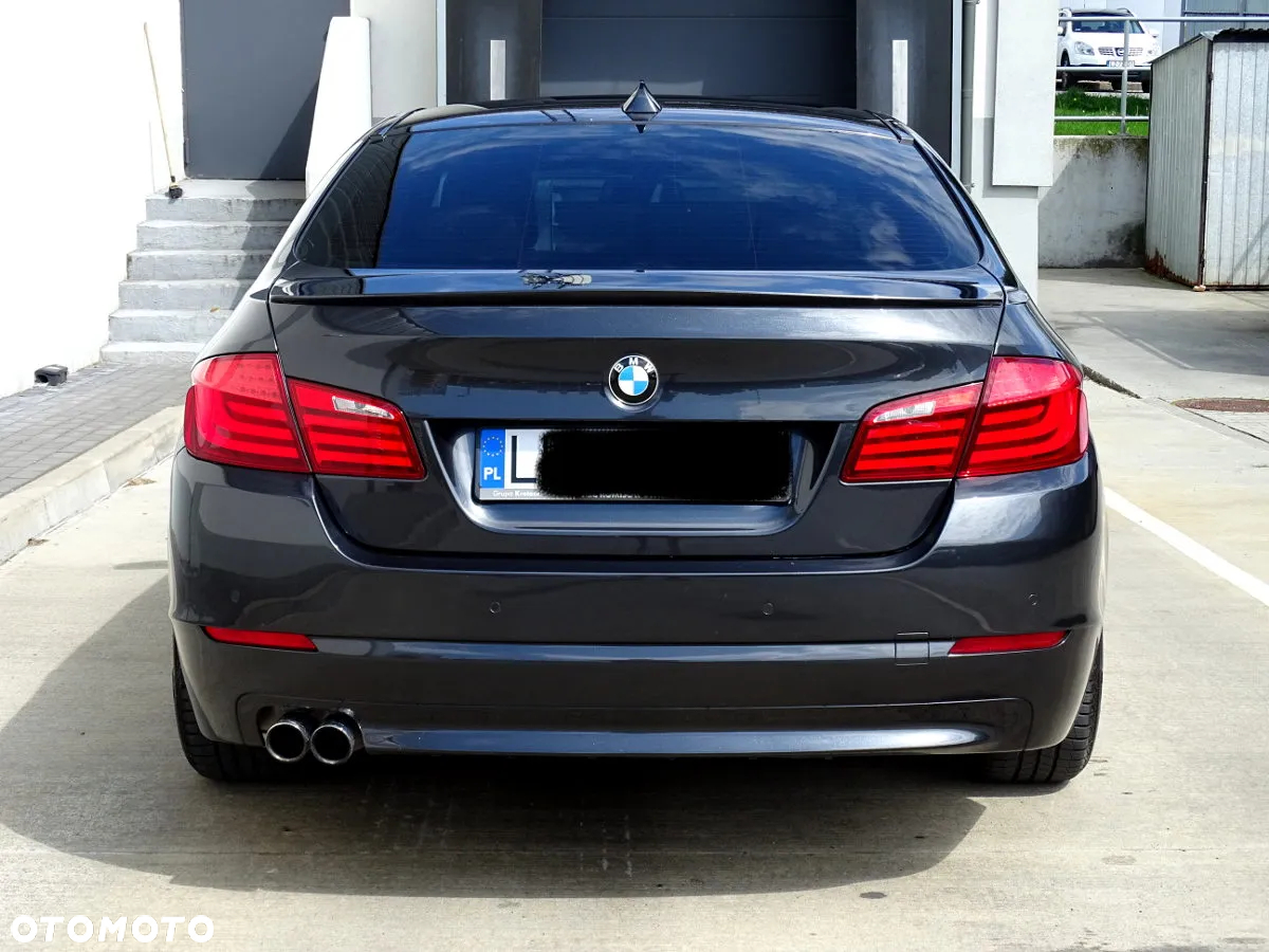 BMW Seria 5 525d - 7