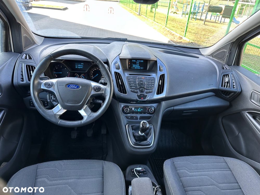 Ford Tourneo Connect 1.5 TDCi Start-Stop Titanium - 25
