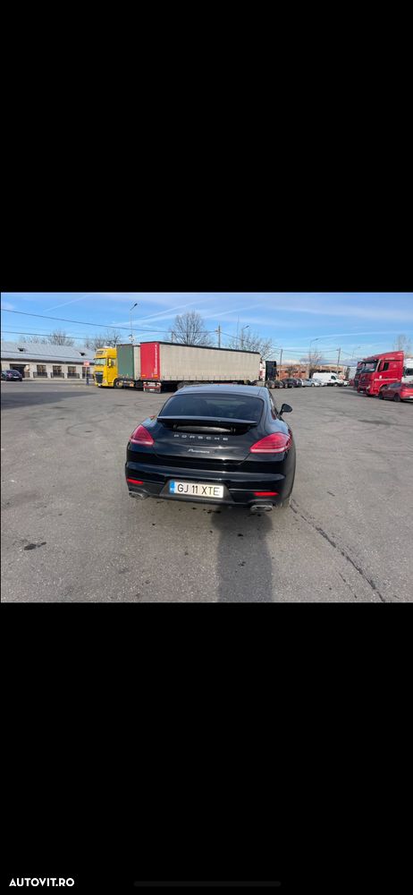 Porsche Panamera - 6