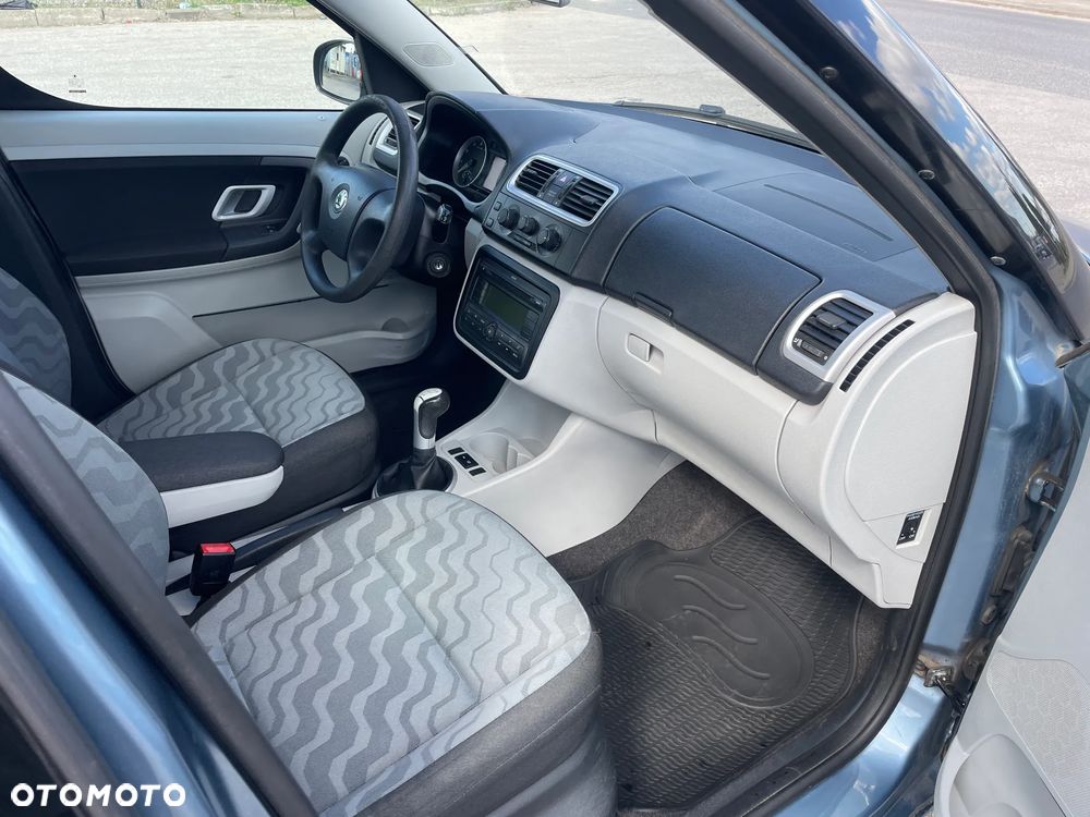 Skoda Roomster 1.6 16V Style - 8