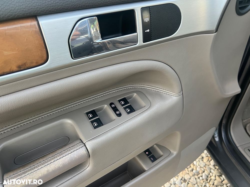 Volkswagen Touareg 3.0 V6 TDI DPF Automatik - 18