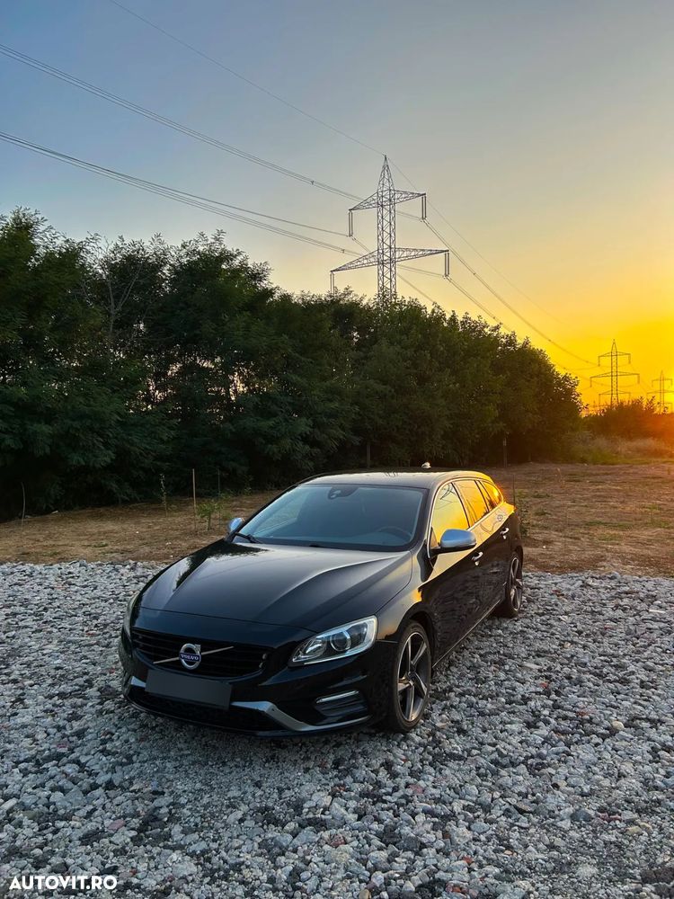 Volvo V60 D3 Geartronic R-Design - 3