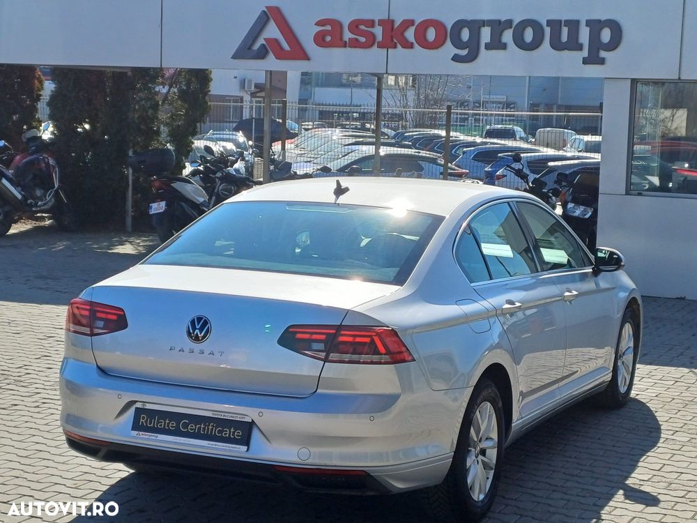 Volkswagen Passat 1.5 TSI ACT DSG Comfortline - 4