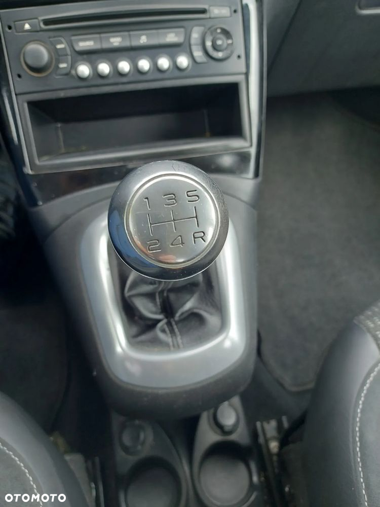 Citroën C3 Picasso 1.6i Exclusive - 23
