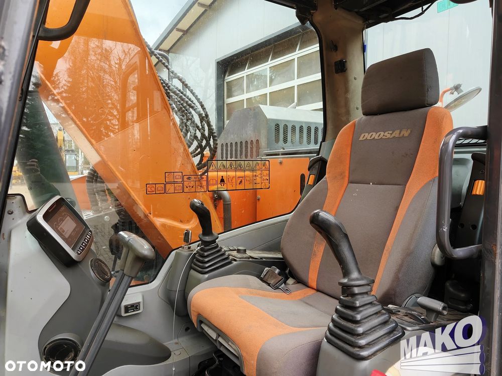 Doosan DX140LCR-5 - 11