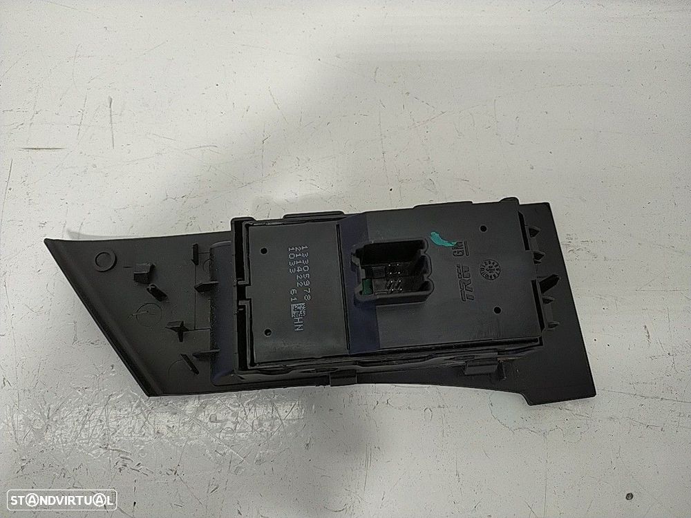 Interruptor Vidros Porta Cond/Pass Opel Astra J (P10) - 2