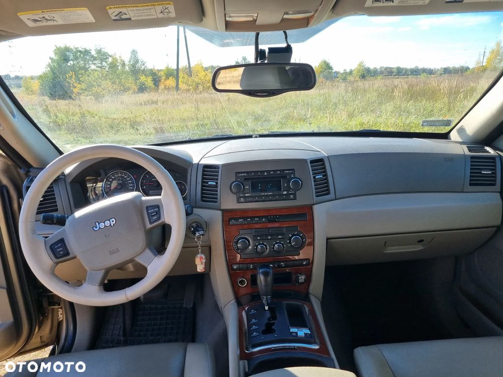 Jeep Grand Cherokee 05-07 - 10
