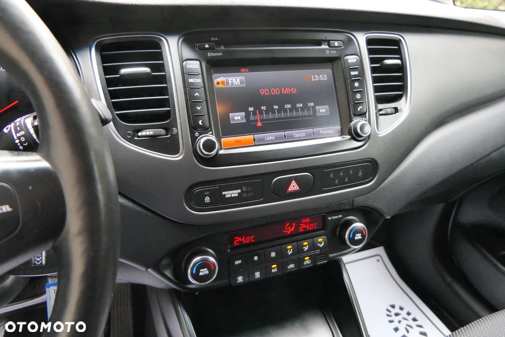 Kia Carens 1.7 CRDi L - 29