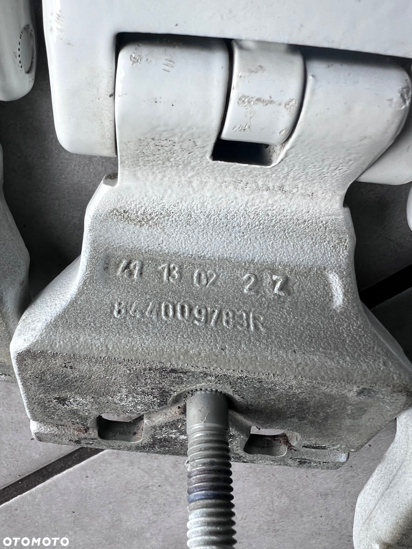 Zawias drzwi tył 270 Renault Master III 844009783R - 4