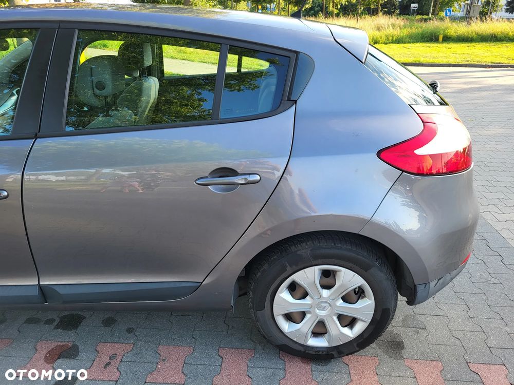 Renault Megane 1.5 dCi Expression - 22