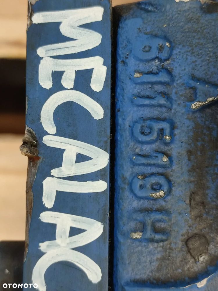 Rozdzielacz hydrauliczny M76506308M720 MECALAC MC 15 - 11