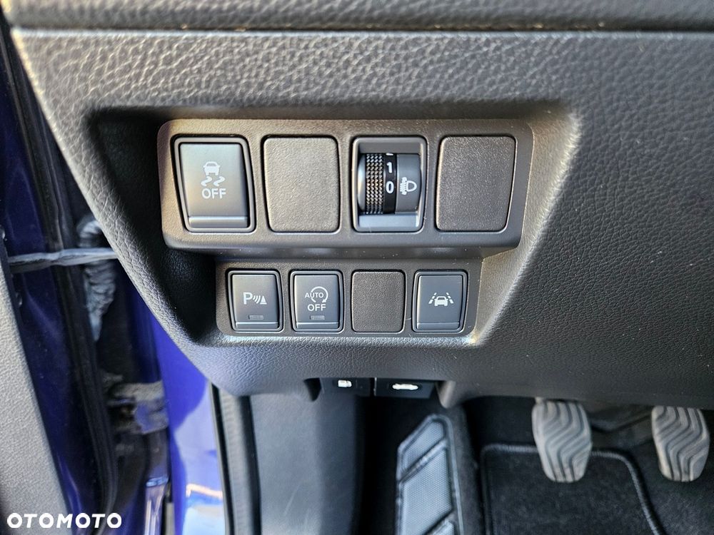 Nissan Qashqai 1.2 DIG-T N-Connecta - 32