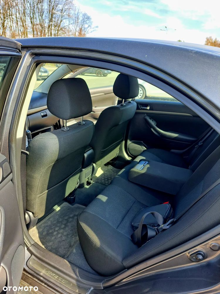 Toyota Avensis 2.0 VVT-i Sol plus - 8