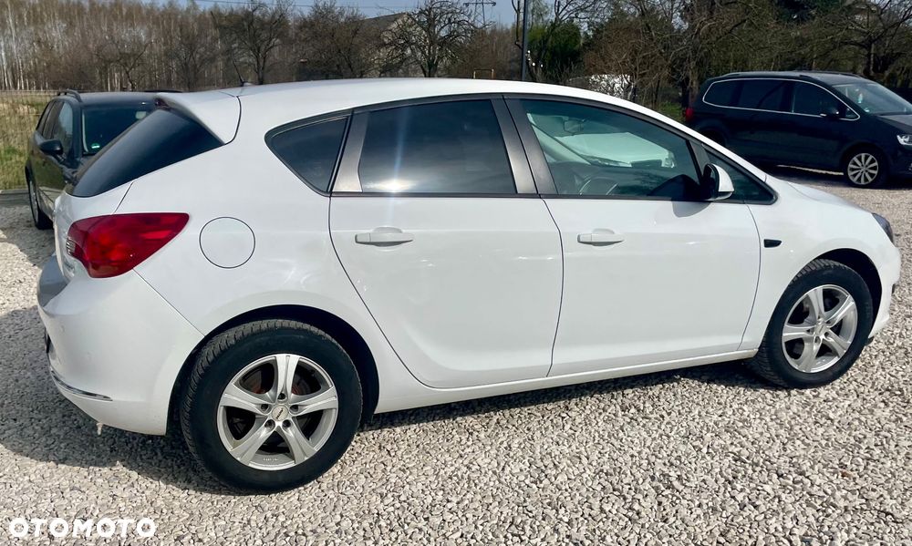 Opel Astra 1.6 D Start/Stop Active - 8