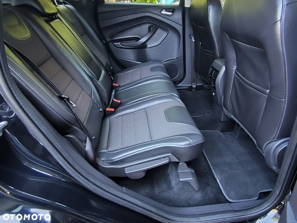 Ford Kuga 2.0 TDCi Titanium - 24