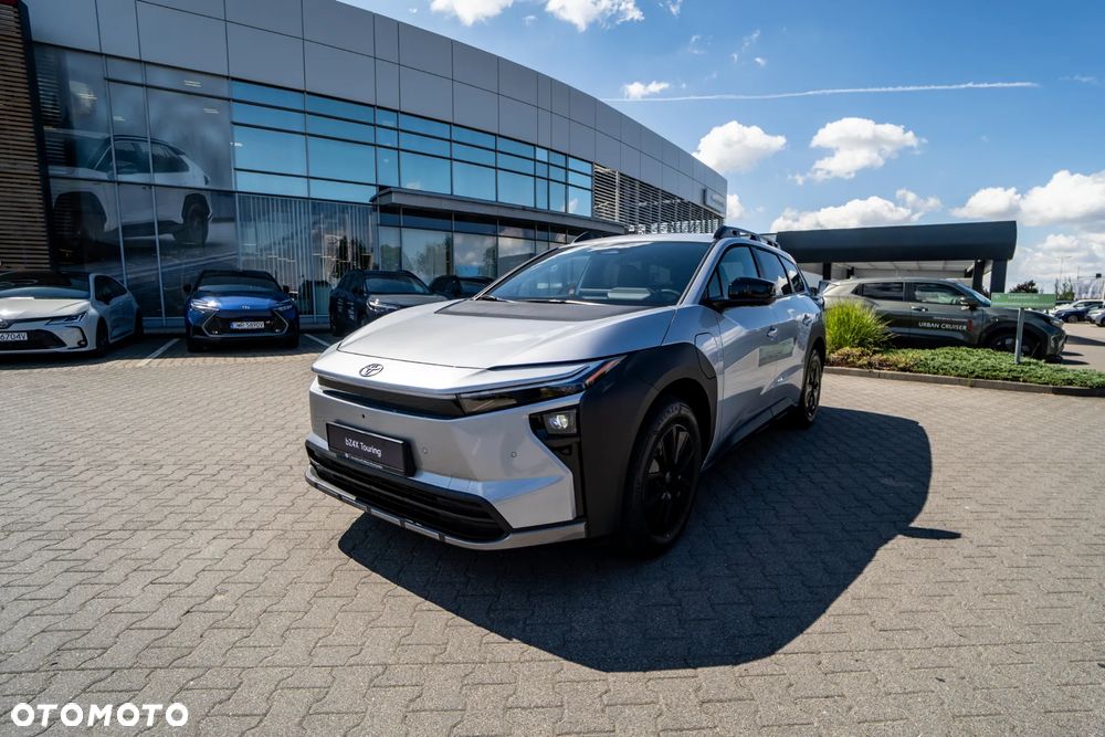 Toyota bZ4X 74.7kWh 4x4 Style - 3