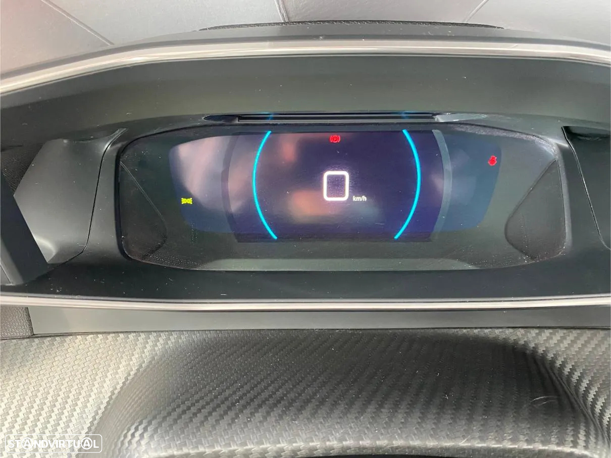 Peugeot e-2008 50 kWh GT Pack - 55