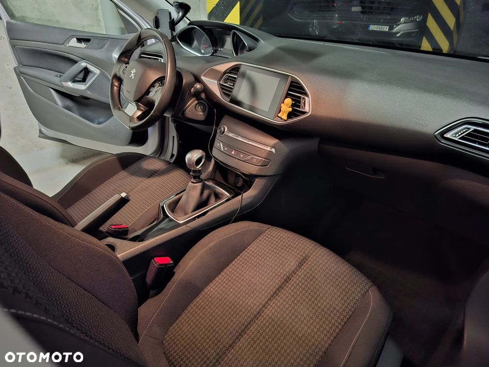 Peugeot 308 1.5 BlueHDi Active S&S - 23