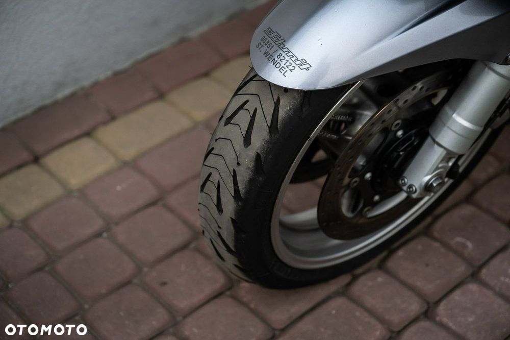 Yamaha FJR - 9