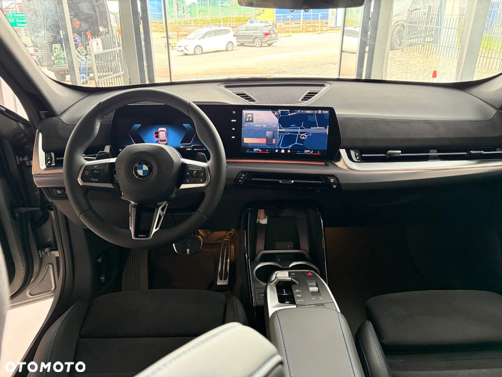 BMW X1 sDrive20i mHEV - 17