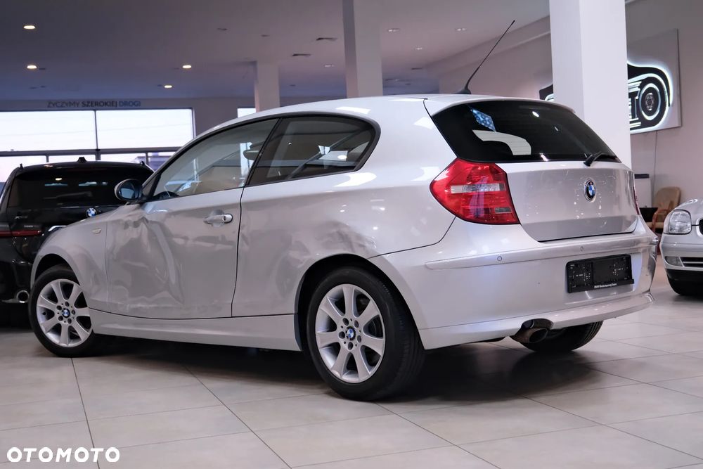 BMW Seria 1 118d DPF - 17