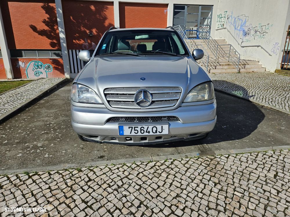 Mercedes-Benz ML 270 - 2