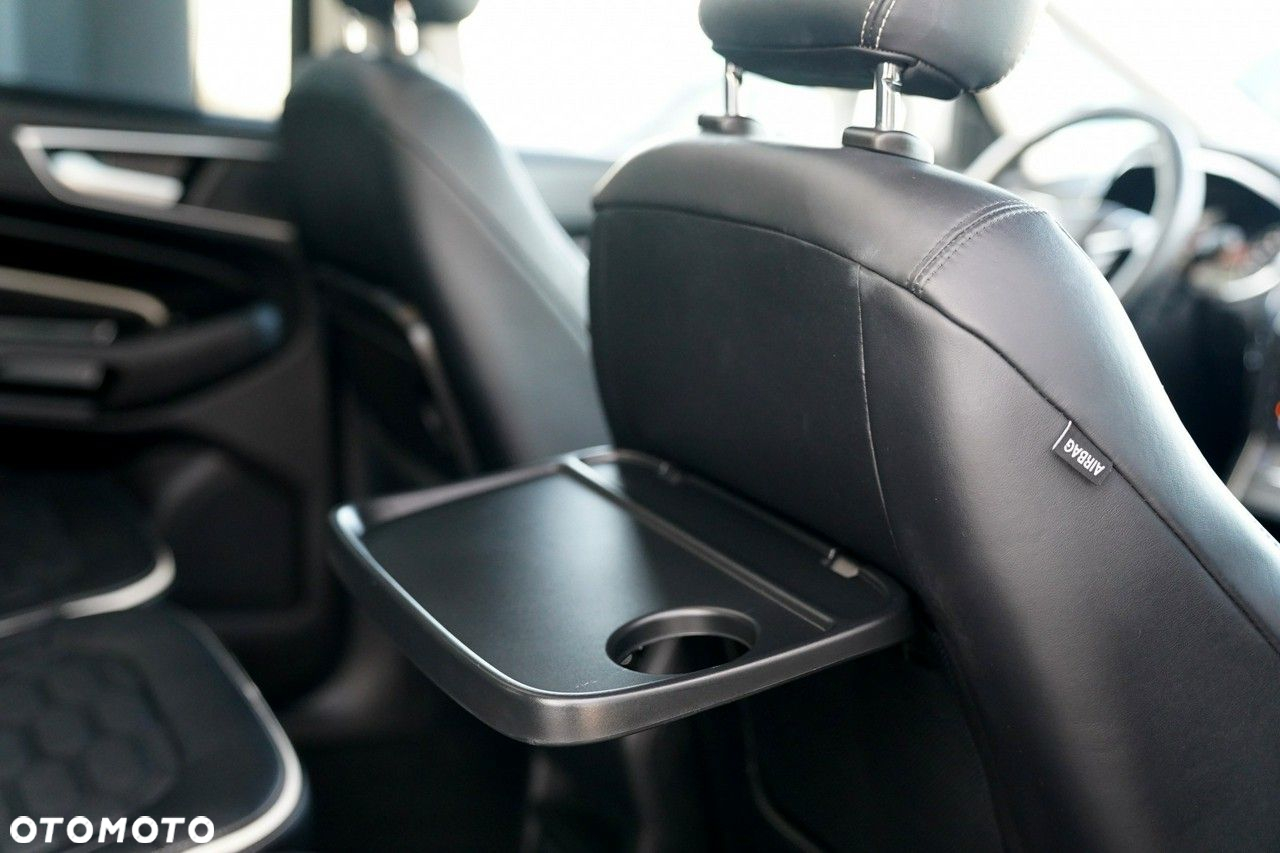 Ford S-Max - 26