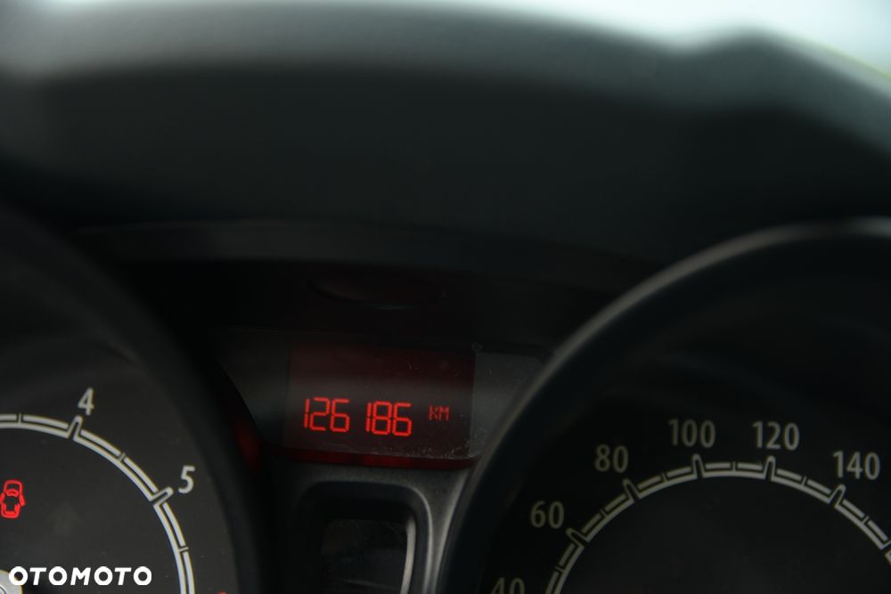 Ford Fiesta 1.25 SYNC Edition - 29