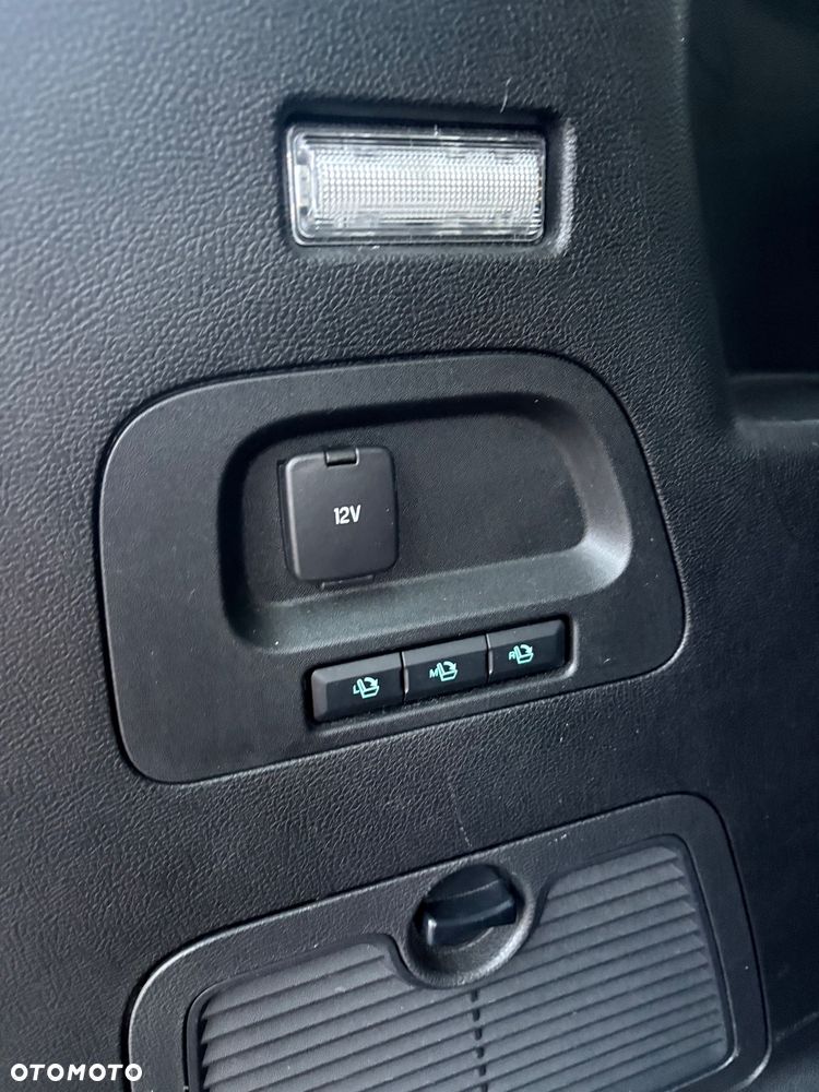 Ford S-Max - 18