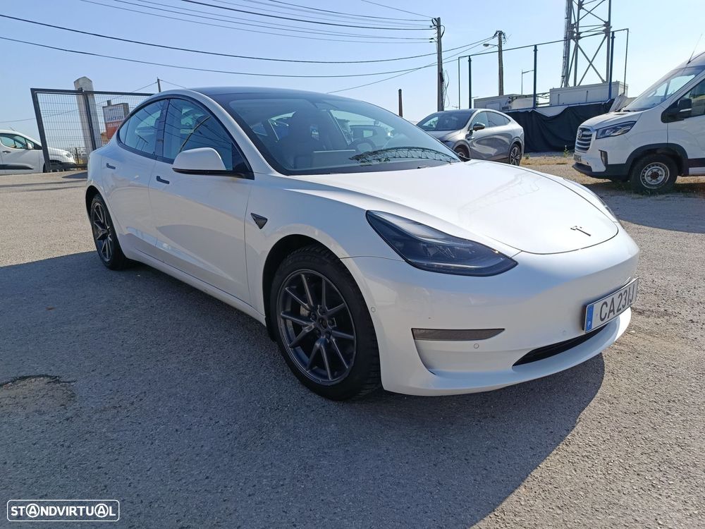 Tesla Model 3 Long-Range Dual Motor AWD - 2