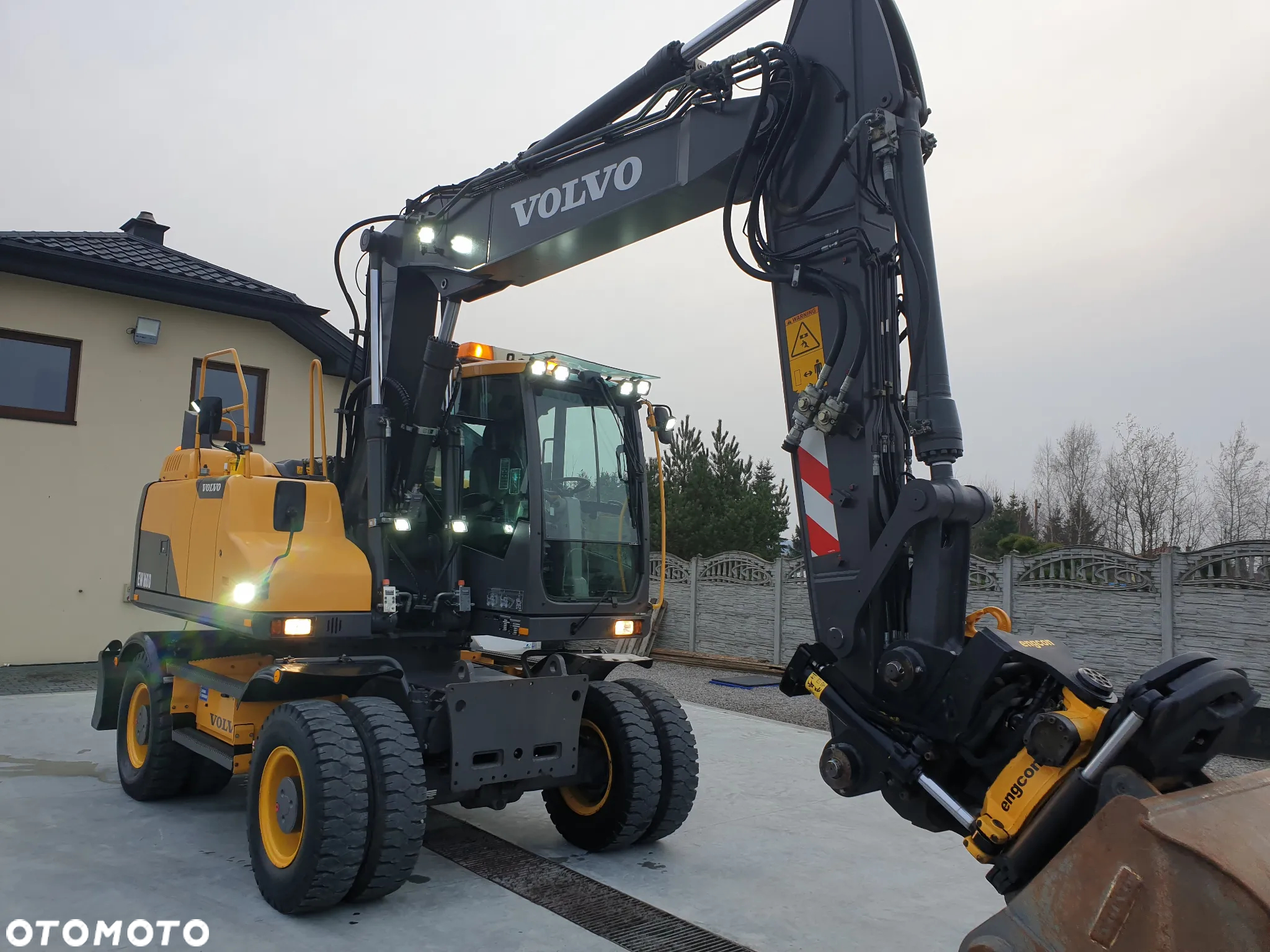 Volvo EW 160D ROTOTILT ZE SZCZYPCAMI SPROWADZONA PIĘKNY STAN - 4