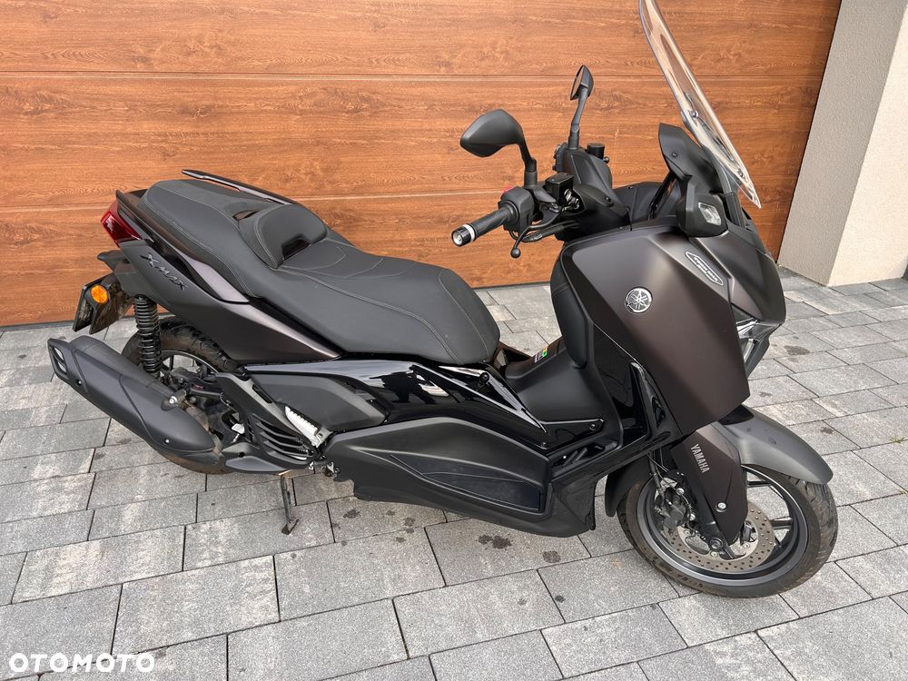 Yamaha X-max - 8