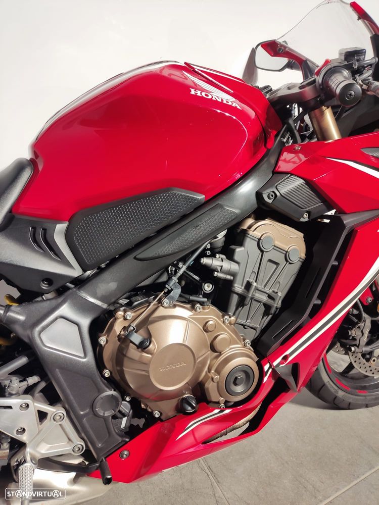 Honda CBR CBR650R - 4