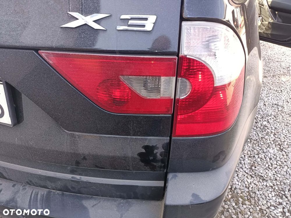 Lampa tył tylna lewa prawa w błotnik BMW E83 X3 - 2