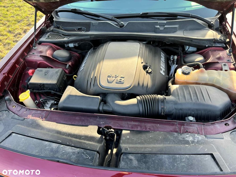 Dodge Challenger 5.7 R/T - 10