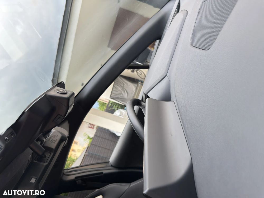 Toyota C-HR 2.0 HEV 197 CP 4x2 CVT Premiere Edition - 20