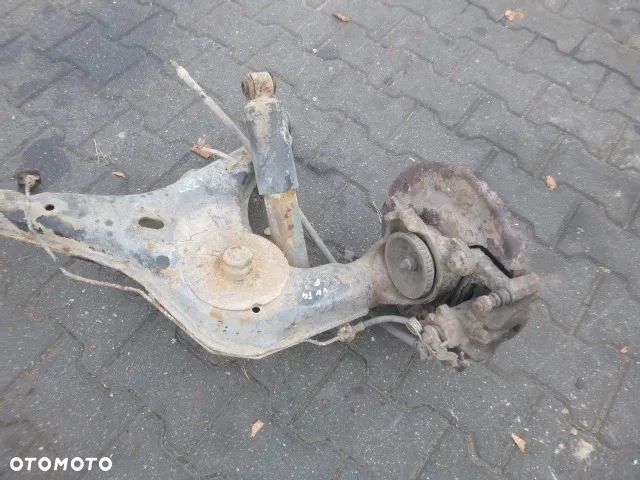WAHACZ PRAWY TYŁ PRAWY TYLNY VOLKSWAGEN T4 - 8